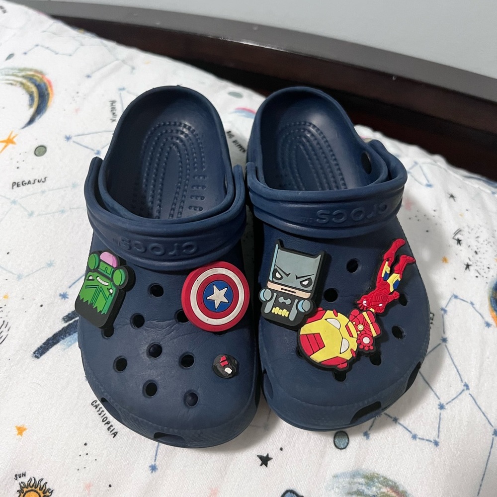 Crocs toddler 10-11